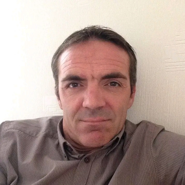 Michel-henri - Saint-Germain-de-Coulamer - Mayenne | Rencontre gay