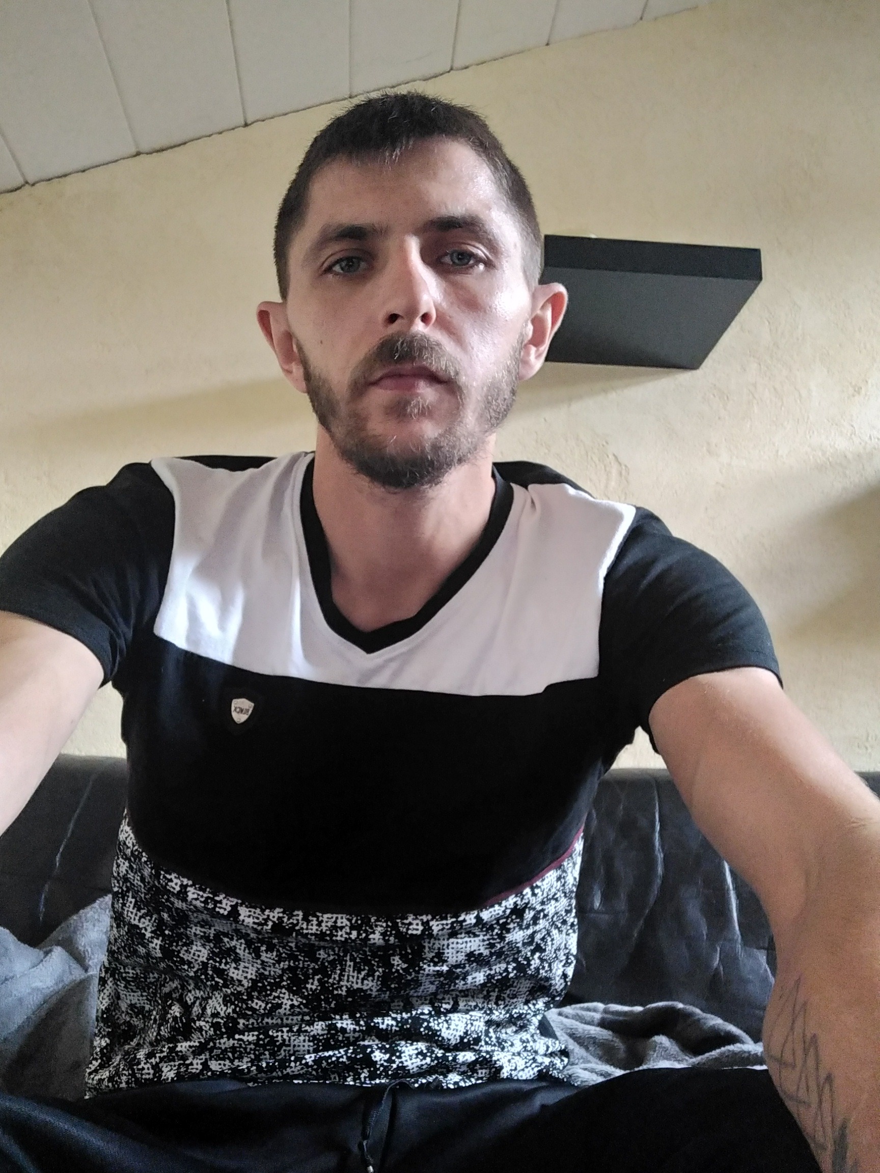 Jean-come - Beaufou - Vendée | Rencontre gay