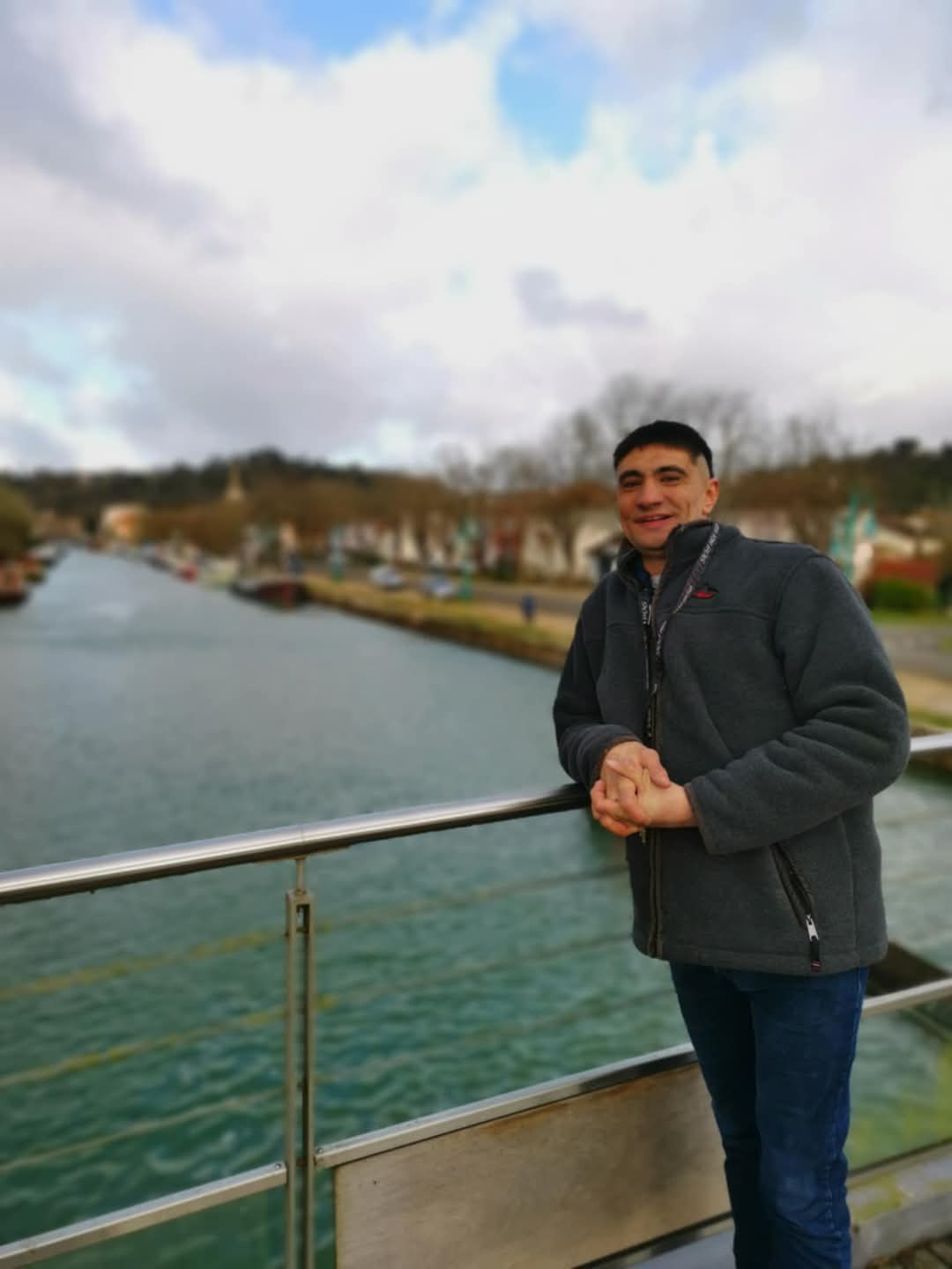 Quoc - Bouchemaine - Maine-et-Loire | Rencontre gay