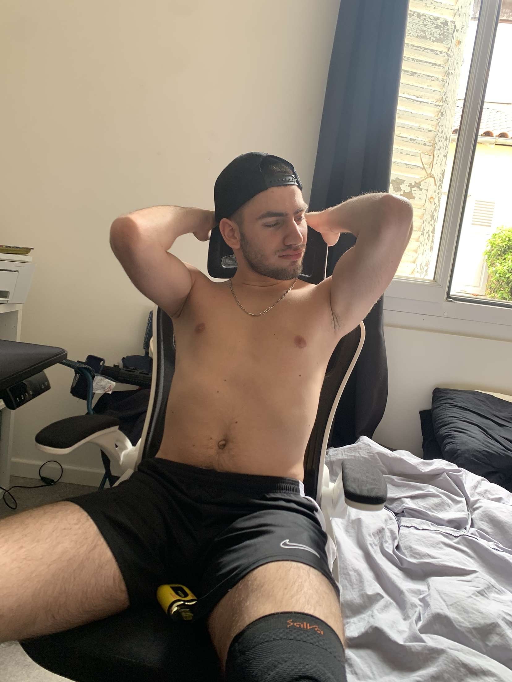 Cary - Champagné - Sarthe | Rencontre gay