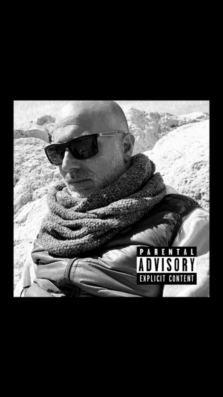 Sullian - Maillezais - Vendée | Rencontre gay
