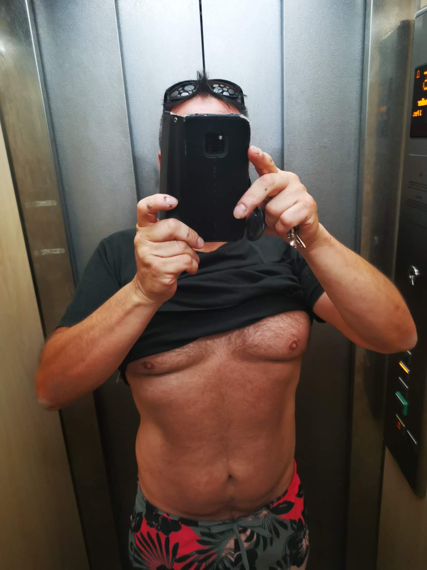 Haik - Villaines-la-Carelle - Sarthe | Rencontre gay