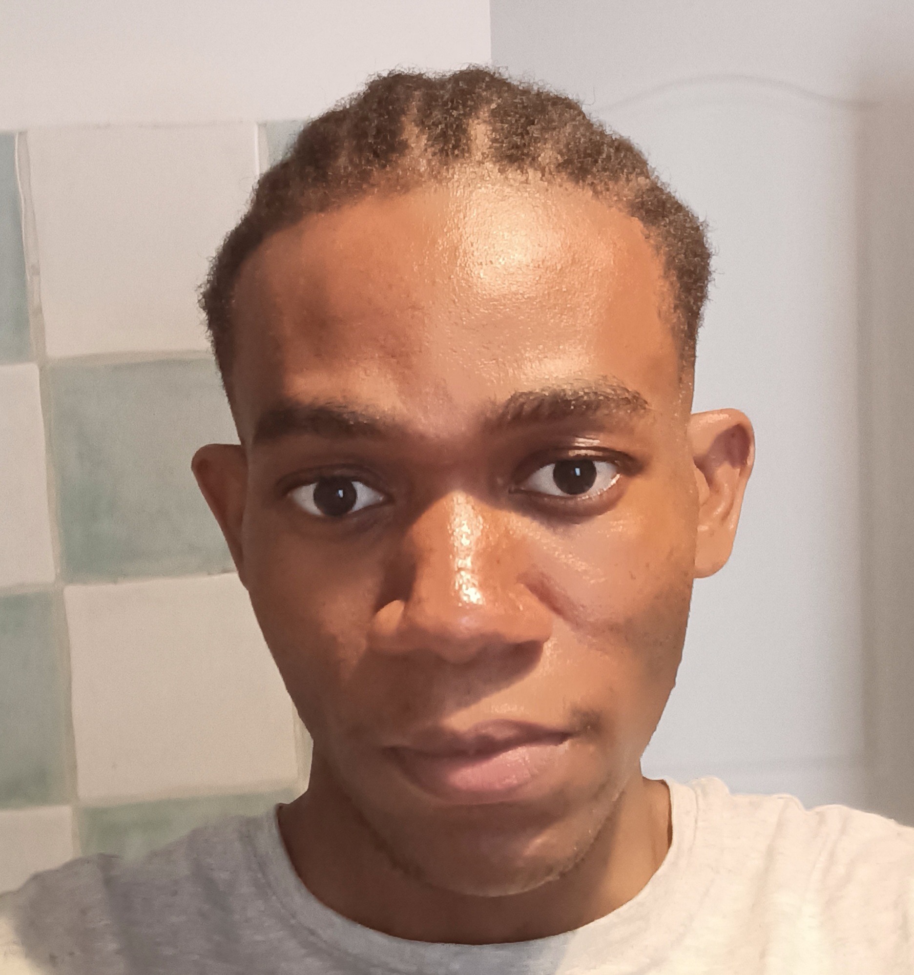 Aaron - Étriché - Maine-et-Loire | Rencontre gay