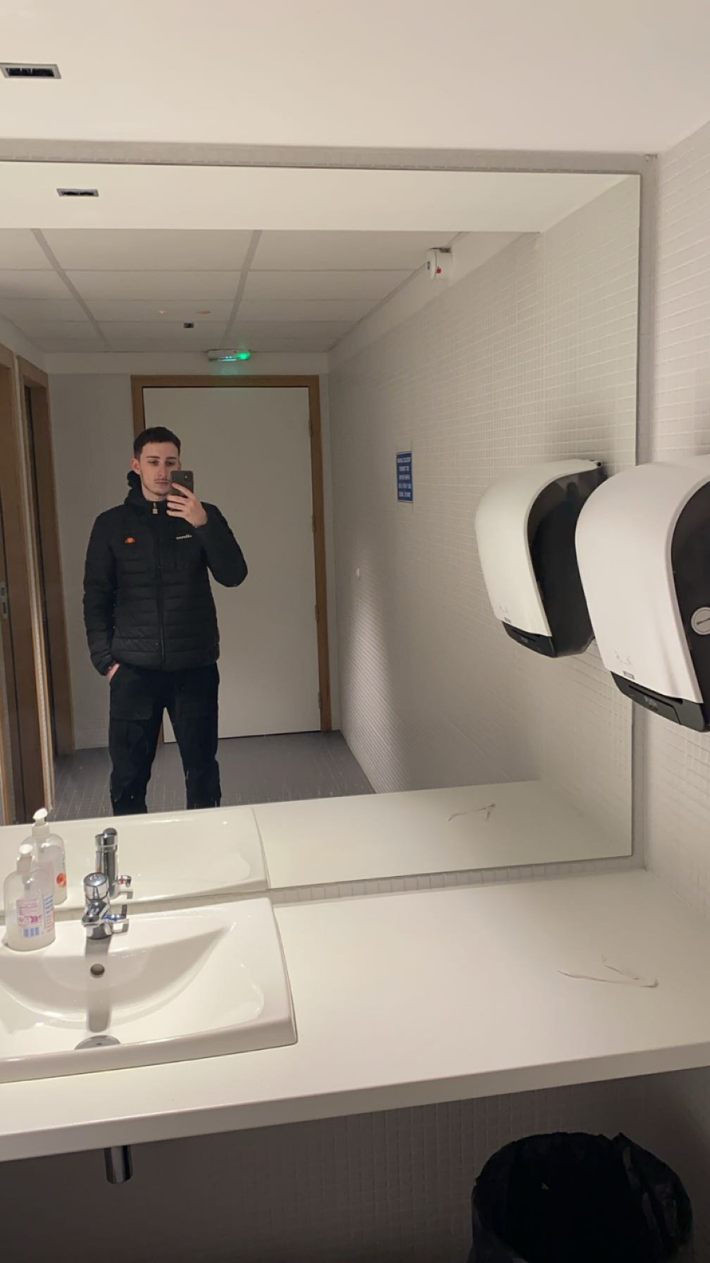 Stevie - Ruaudin - Sarthe | Rencontre gay