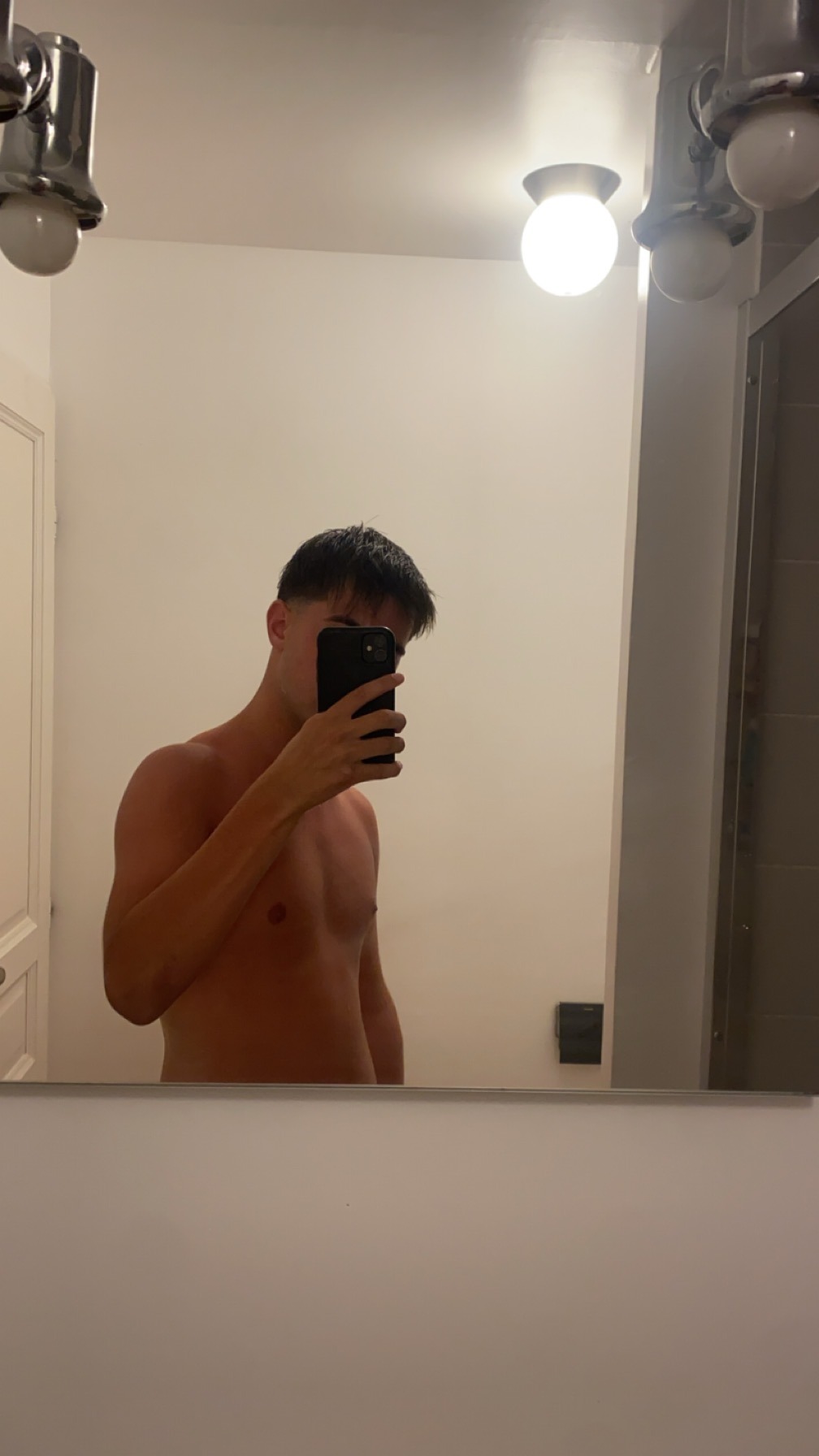 Rostan - Sallertaine - Vendée | Rencontre gay