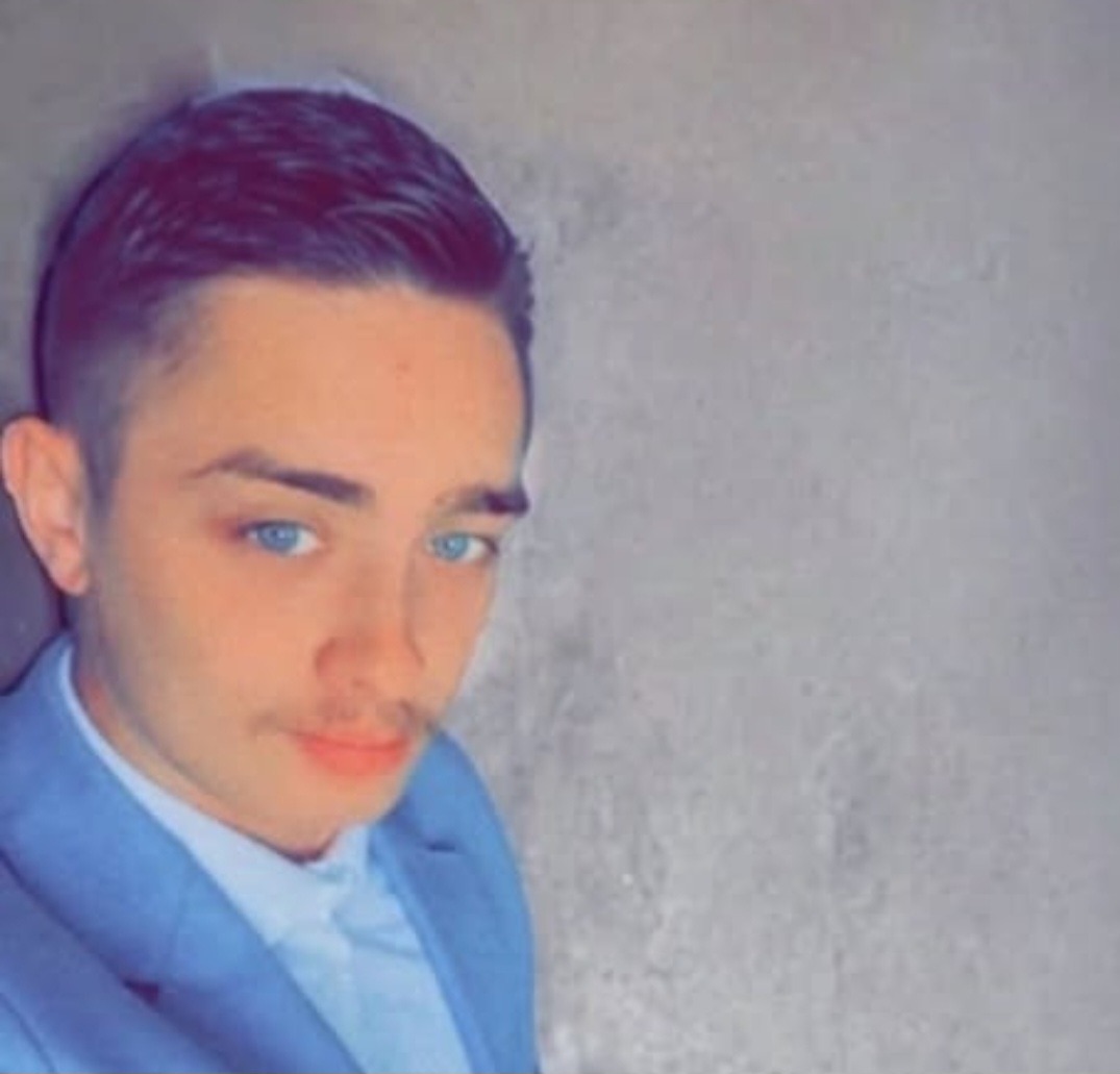 Valens - Saint-Aubin-des-Ormeaux - Vendée | Rencontre gay