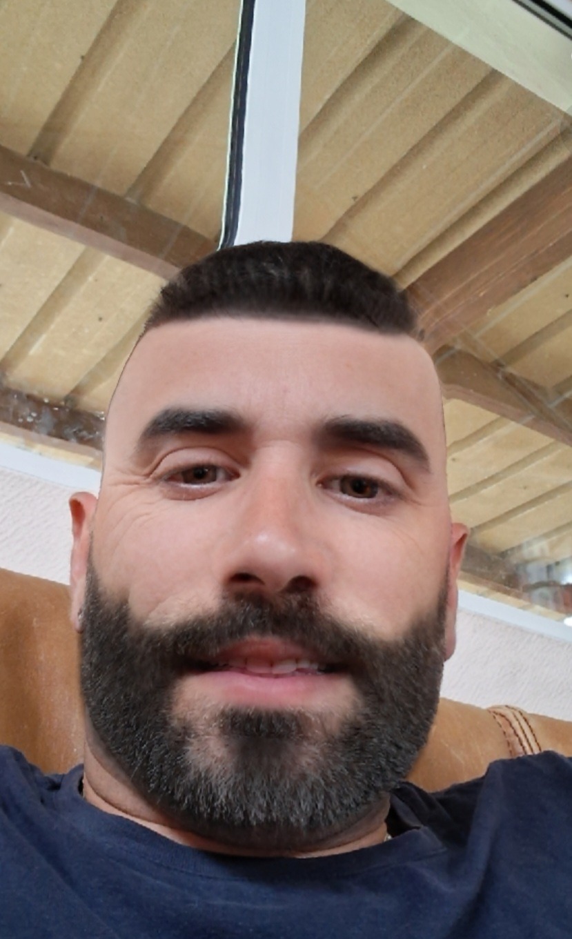 Abderezak - LeRibay - Mayenne | Rencontre gay