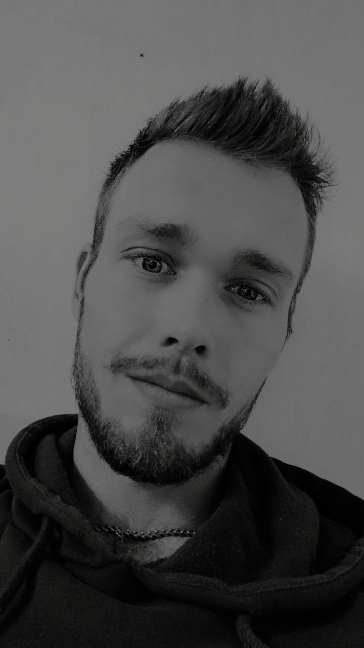 Brett - Mortagne-sur-Sèvre - Vendée | Rencontre gay